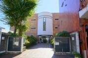 湯河原町立図書館