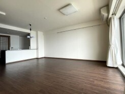 リビングダイニング