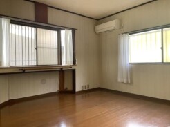 1階洋室（約6帖）