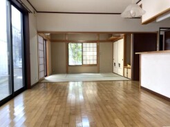 南・東面に窓の有るＬＤＫ