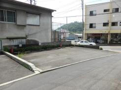 アールツー城堀駐車場