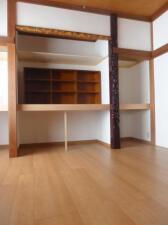 畳からフローリングに張替えさせて頂いたお部屋