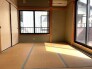 南・東面に窓の有る２F和室（6帖）