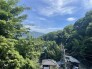 周辺の山々や緑が望めるロケーション